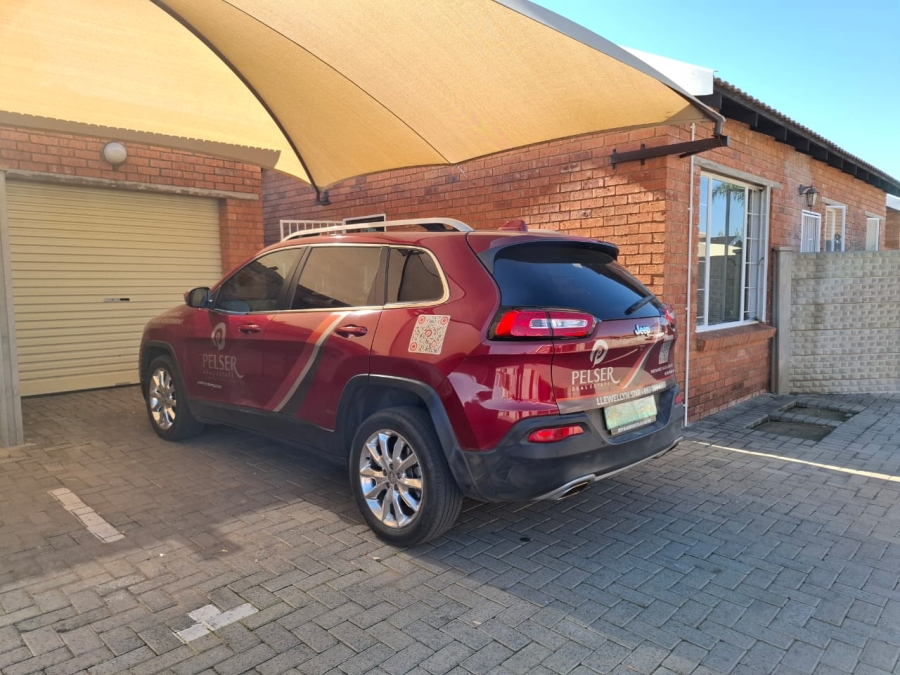 2 Bedroom Property for Sale in Noordhoek Free State